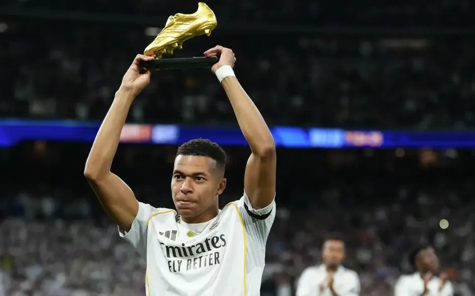 The Golden Boot Achievement: A Season of Pure Brilliance